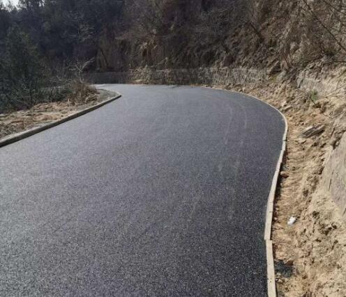 郑州黄河风景名胜区沥青道路摊铺