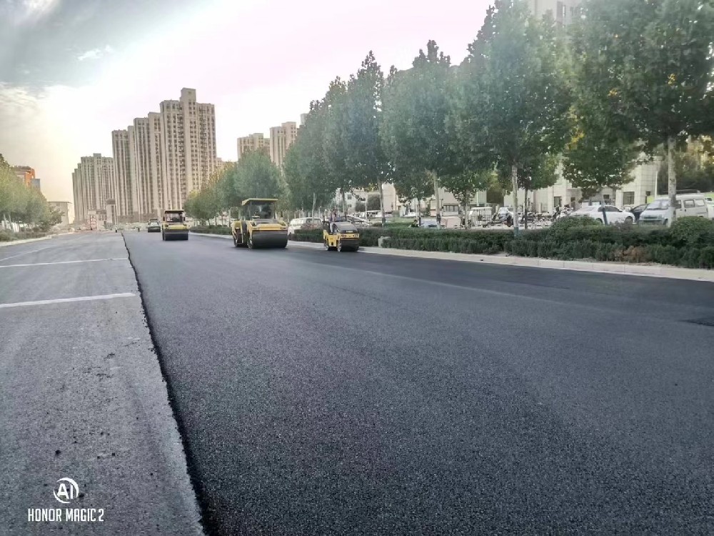 郑州道路沥青冷补料使用方法