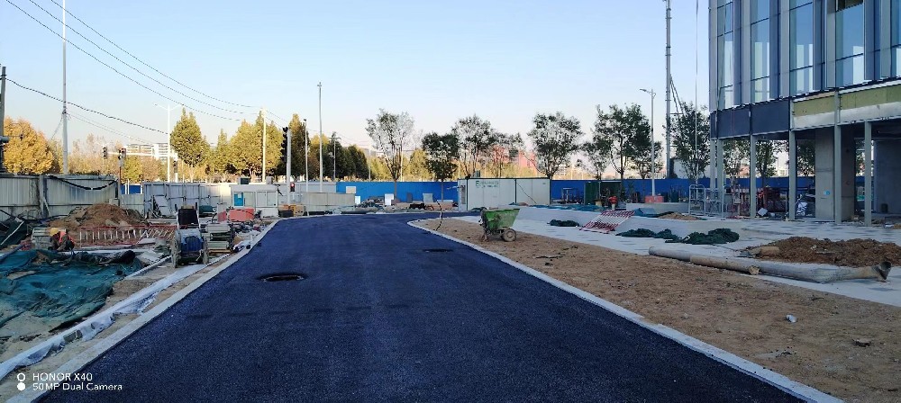 新乡市沥青路面老化的因素