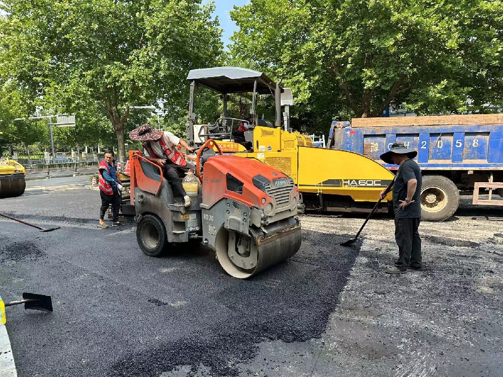 新乡沥青混合料拌和