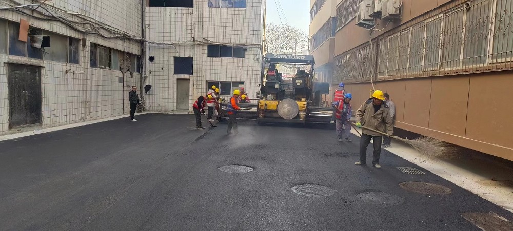 新乡沥青砼道路施工技术的优点