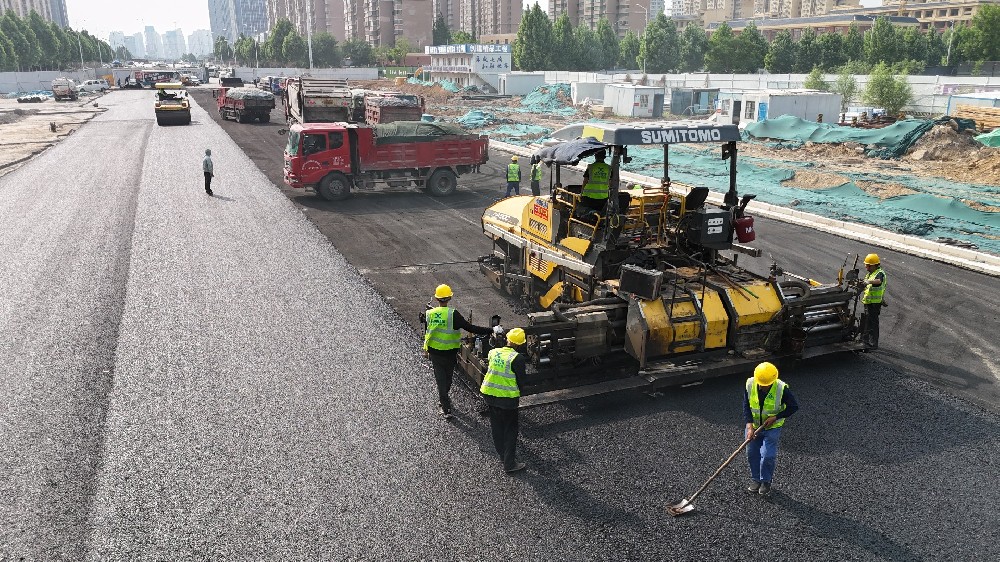 新乡沥青路面摊铺