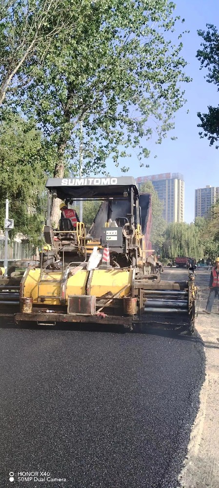 郑州沥青路面摊铺
