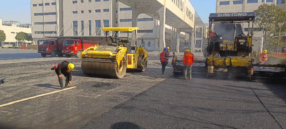 新乡彩色沥青路面施工工艺——新乡彩色沥青路面施工