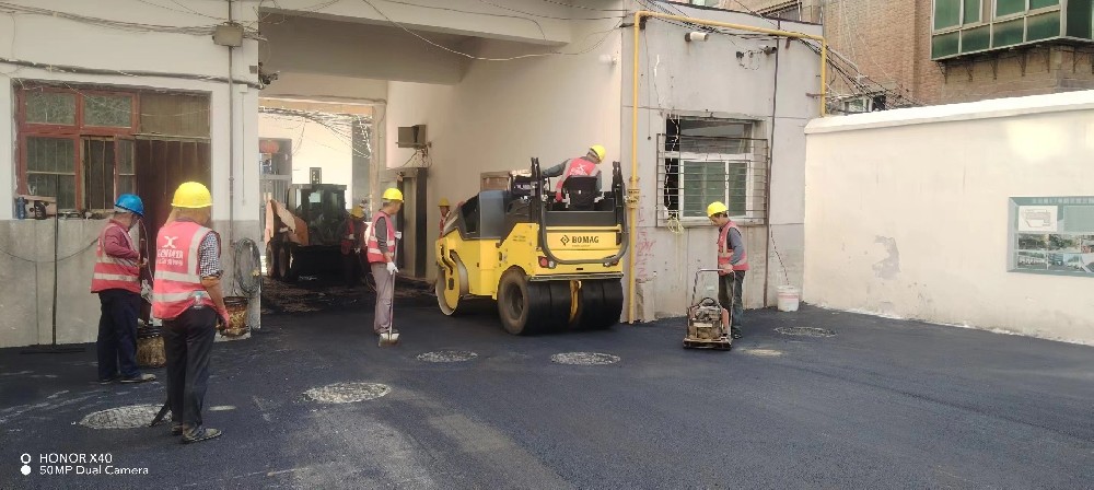 新乡改性沥青路面施工工艺