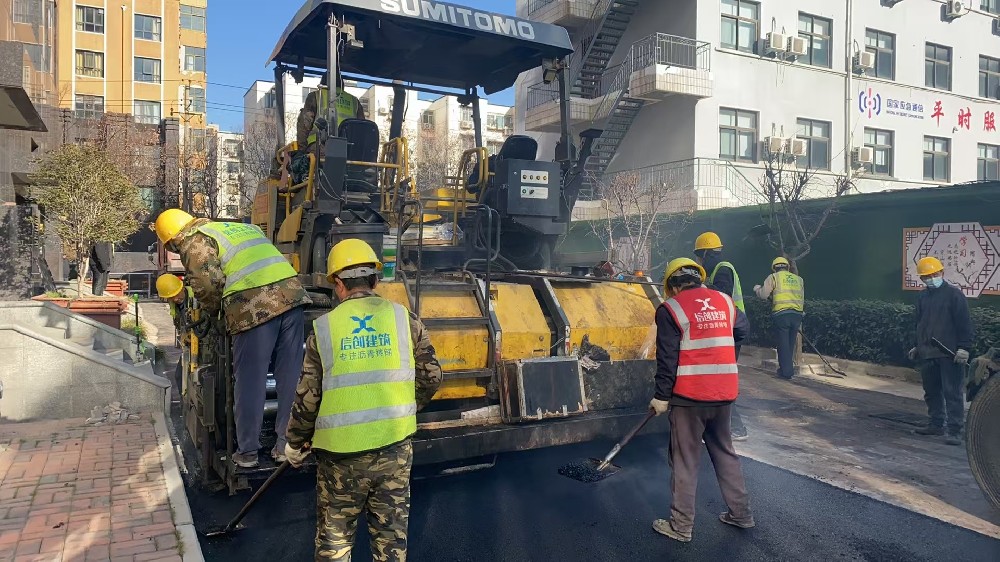 新乡沥青路面施工沥青路面裂缝灌浆修补法