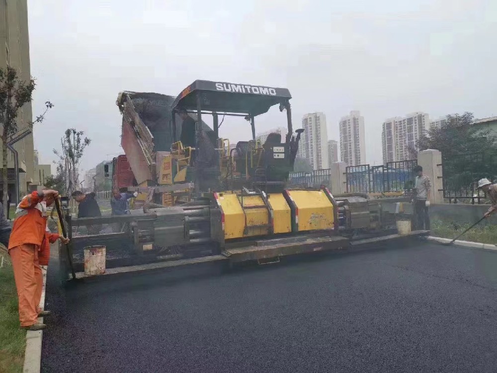 新乡沥青路面施工路面裂缝