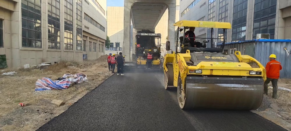 新技术赋能，让城市道路焕新颜