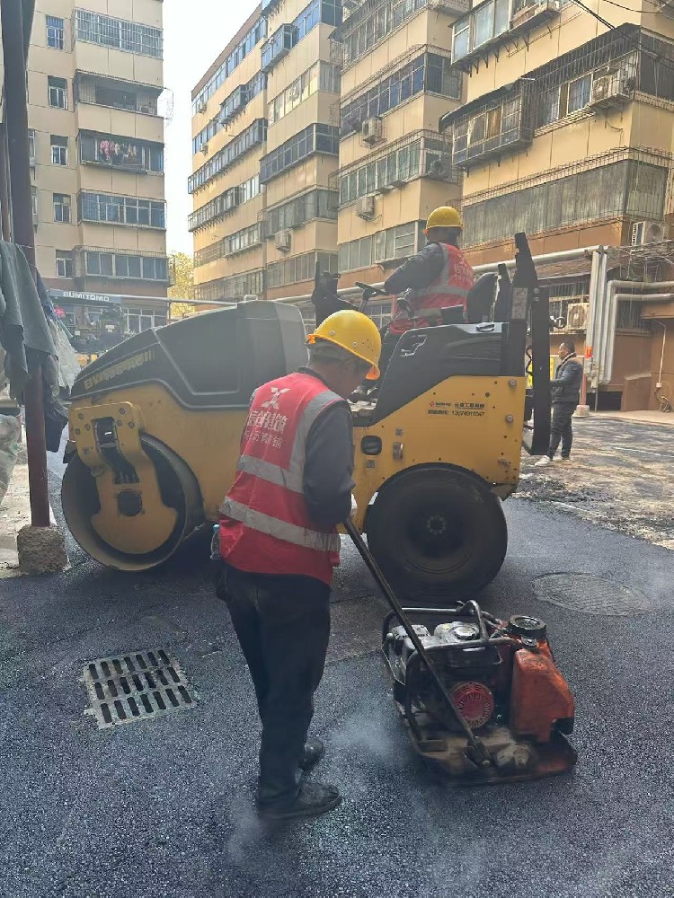郑州新乡沥青路面:城市道路的时尚先锋