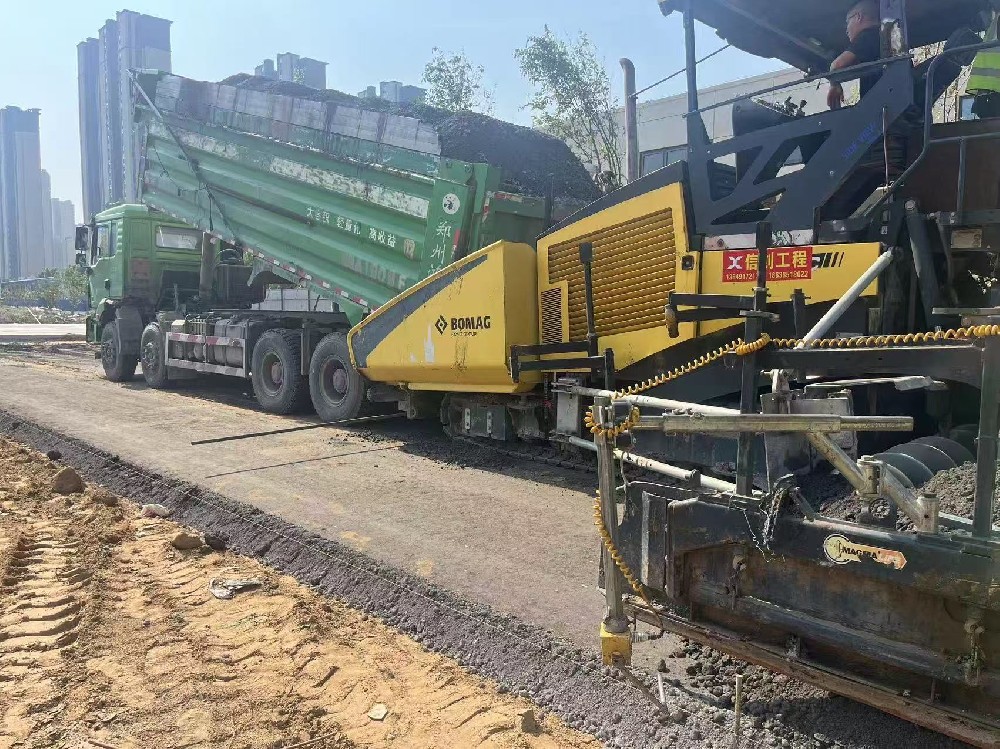 郑州新乡沥青路面摊铺的基础认知与行业意义