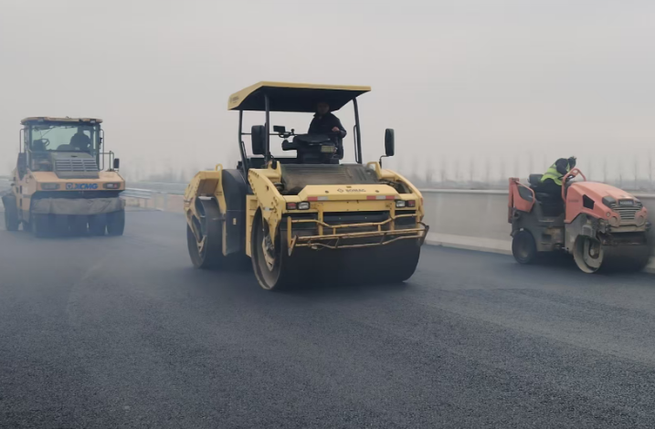 郑州市政道路施工首选,铺就城市交通的畅通脉络
