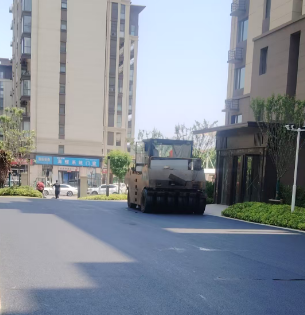 新乡沥青路面施工厂家我们坚持绿色施工,建设生态道路