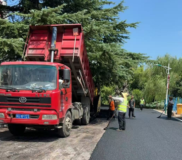 郑州新乡沥青路面接缝精细处理工艺,杜绝开裂渗水,路面整体性更强